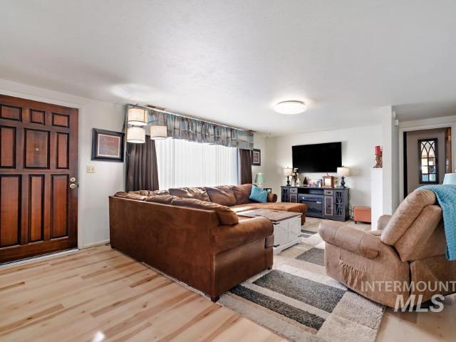 House for sale in Ontario, Malheur County