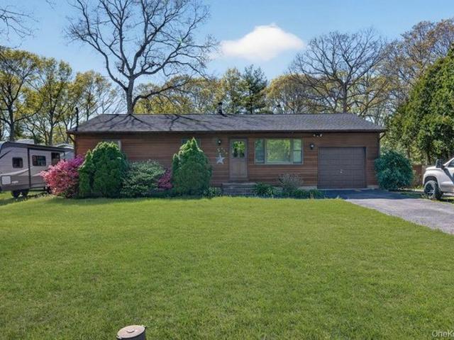 House for sale in Centereach, New York