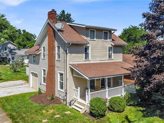 House for sale in Summit, Ohio