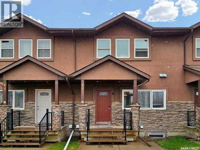 Townhouse for sale in Saskatoon, Saskatchewan