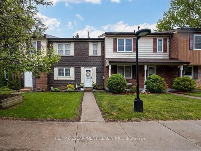 Condo for sale in Woburn, Ontario