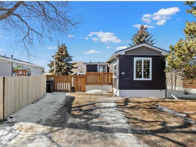 House for sale in Edmonton