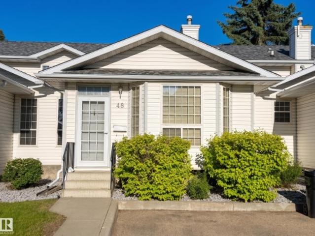 Townhouse for sale in Wedgewood, Alberta