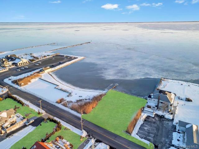 Land for sale in Bohemia, New York