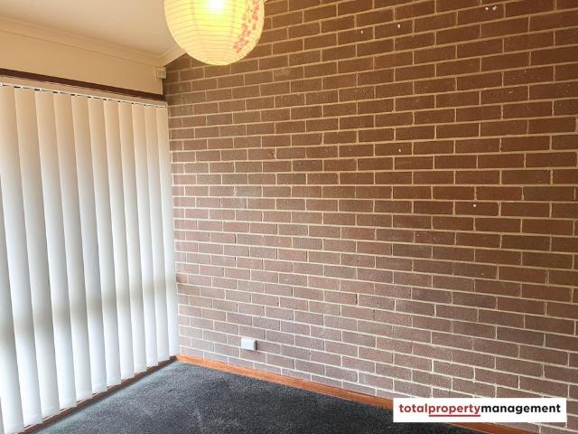 Townhouse for rent in Woden, Australian Capital Territory