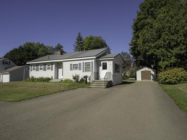 House for sale in East Millinocket, Maine
