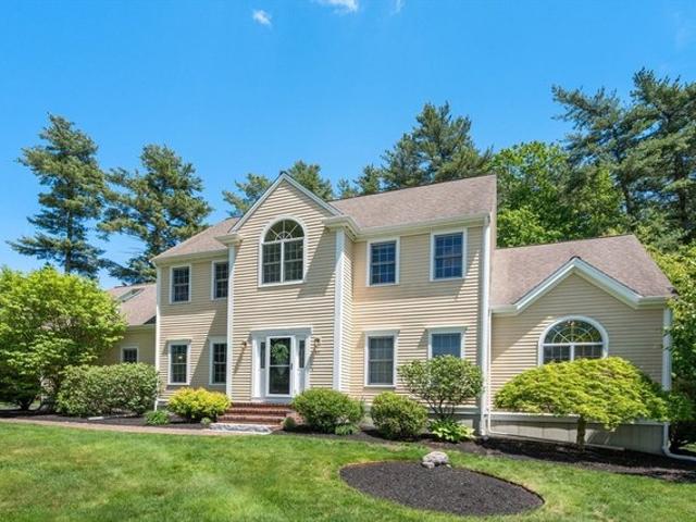 House for sale in Walpole, Massachusetts