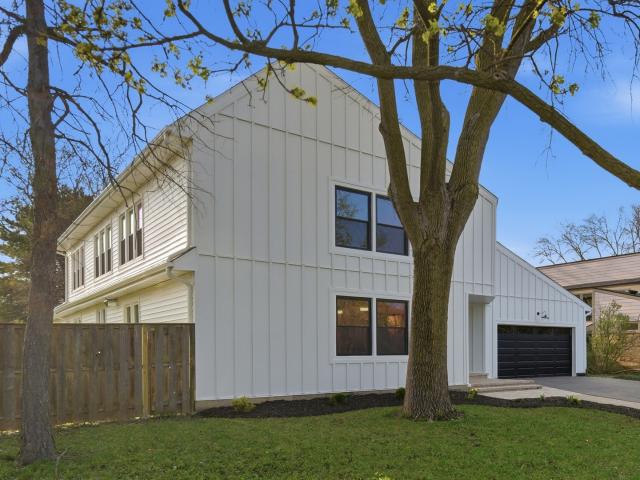 House for sale in Deerfield, Illinois