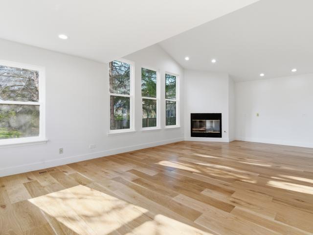 House for sale in Deerfield, Lake County