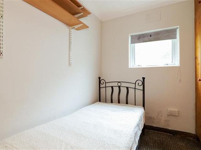 Terraced House for sale in Gaillimh, Connacht