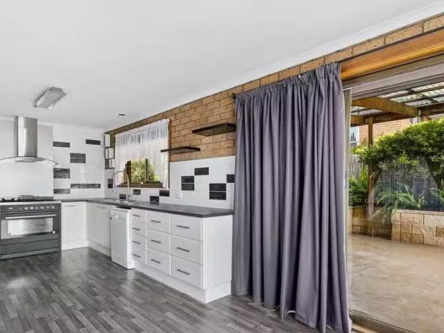 House for rent in Kingston, Tasmania