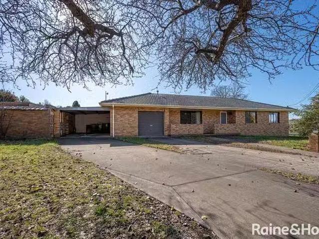 House for rent in Goulburn
