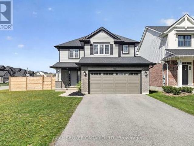 House for sale in Tillsonburg, Ontario