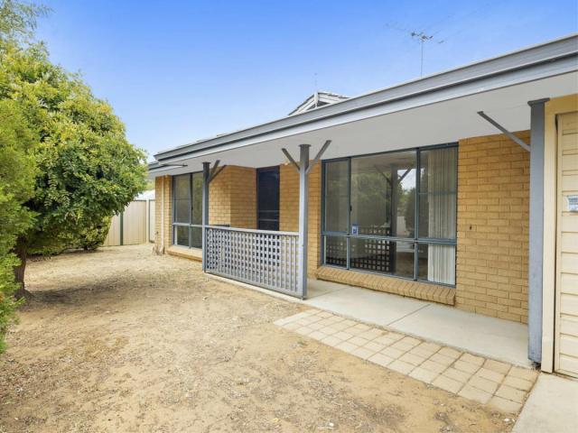 House for sale in Leda, Western Australia