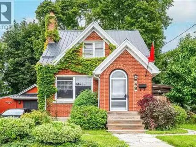 House for sale in Kitchener, Ontario