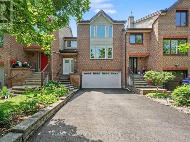 Townhouse for rent in Rideau-Vanier, Ottawa