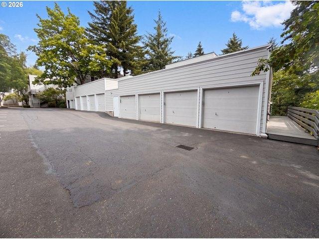 Condo for sale in Lake Oswego, Clackamas County
