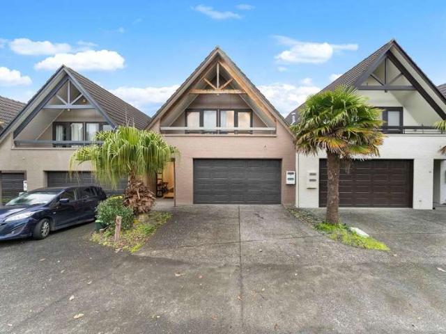 House for rent in Howick, Oroua County