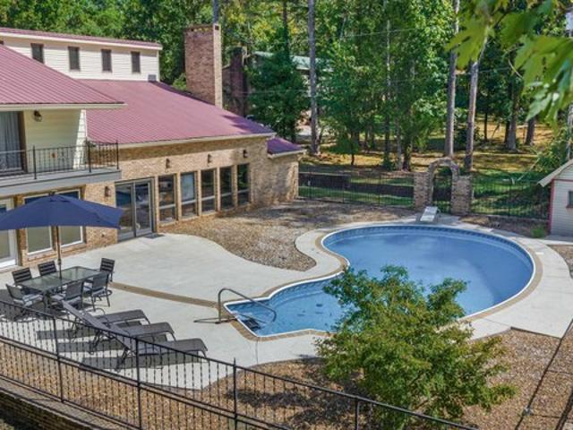 House for sale in Fort Payne, DeKalb County