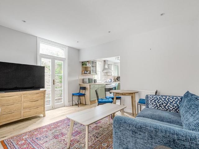 Apartment for rent in London Borough of Wandsworth, Greater London