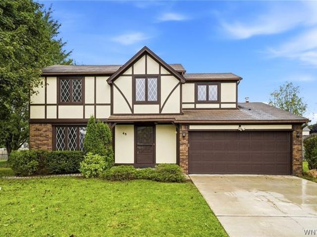 House for sale in Bowmansville, New York