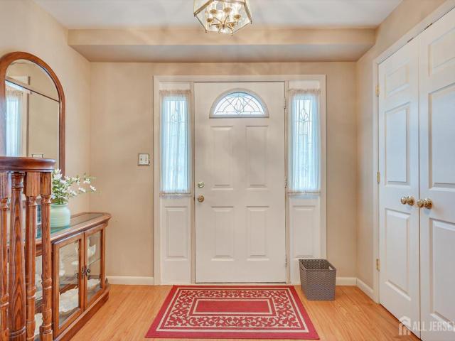 House for sale in Woodcroft East, Edison