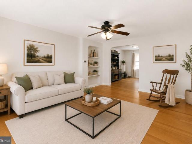 Townhouse for sale in Delco, Pennsylvania