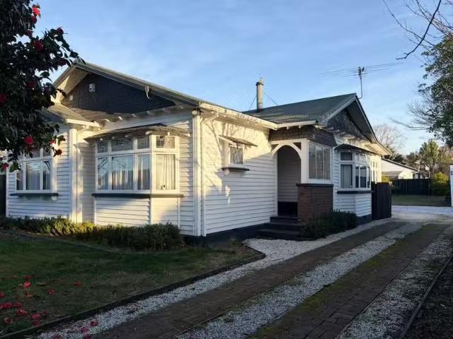 House for rent in Heathcote, Canterbury