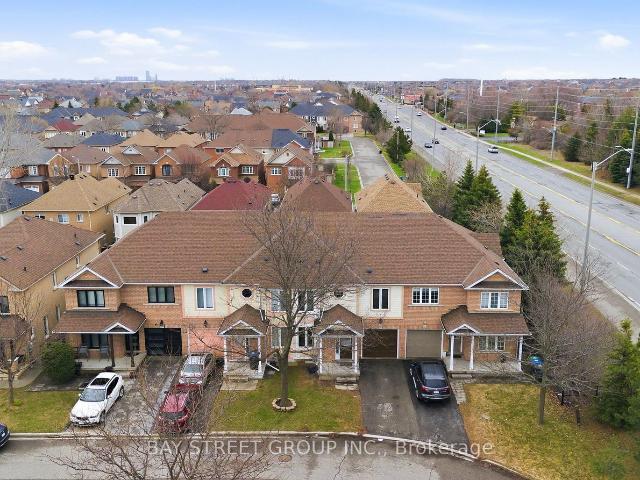 Townhouse for sale in Woburn, Ontario