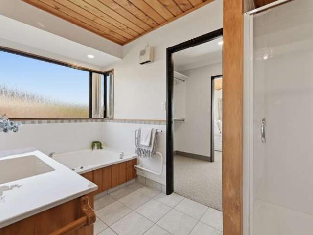 House for sale in Omokoroa, Bay Of Plenty