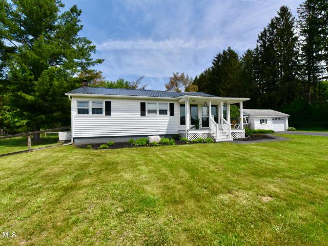 House for sale in Saratoga, New York