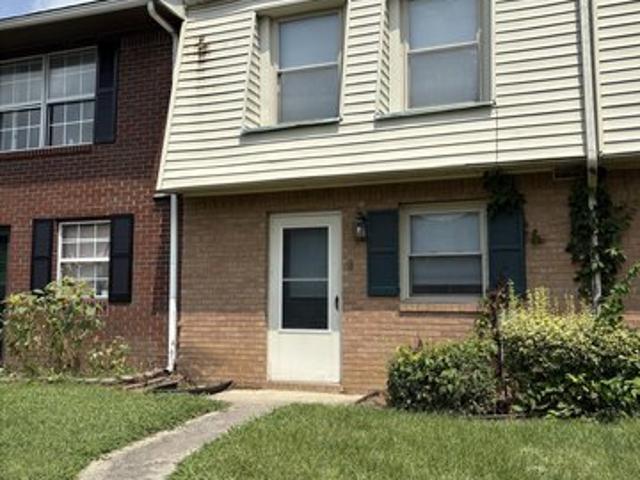 Townhouse for sale in Winchester, Kentucky