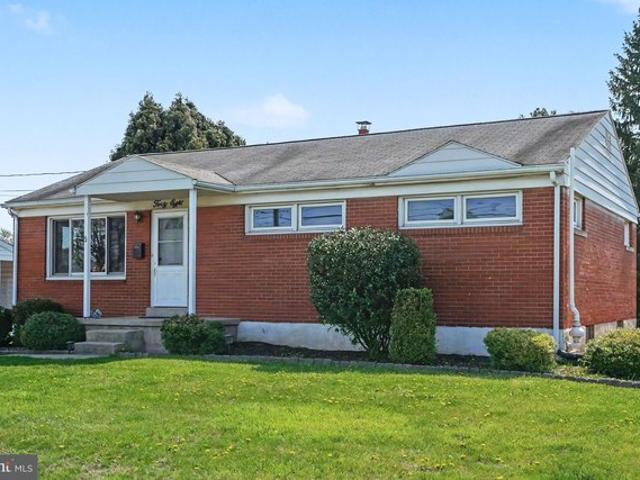 House for sale in Cumberland, Pennsylvania