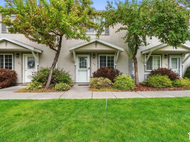 Townhouse for sale in Logan, Cache County