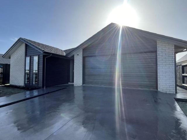 House for rent in Kinfields, Hamilton City