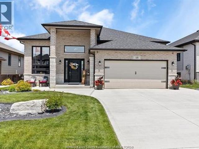 House for sale in Amherstburg, Ontario