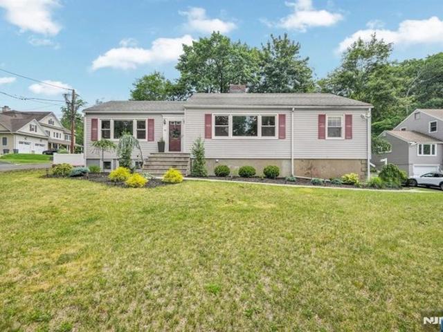 House for sale in Passaic, New Jersey