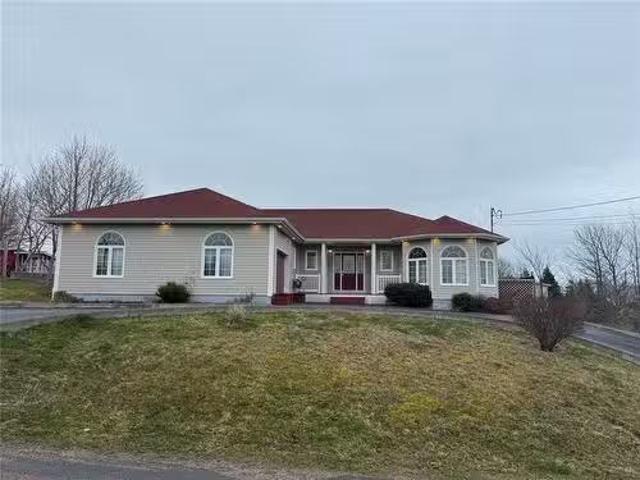 House for sale in Carbonear, Newfoundland And Labrador