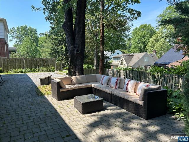 House for sale in Leonia, New Jersey