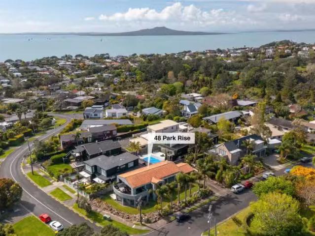 House for sale in Wairau Valley