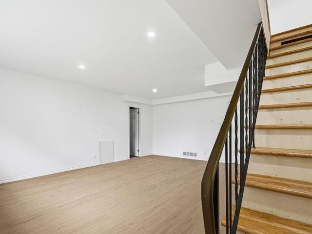 Apartment for rent in Hampstead, Quebec