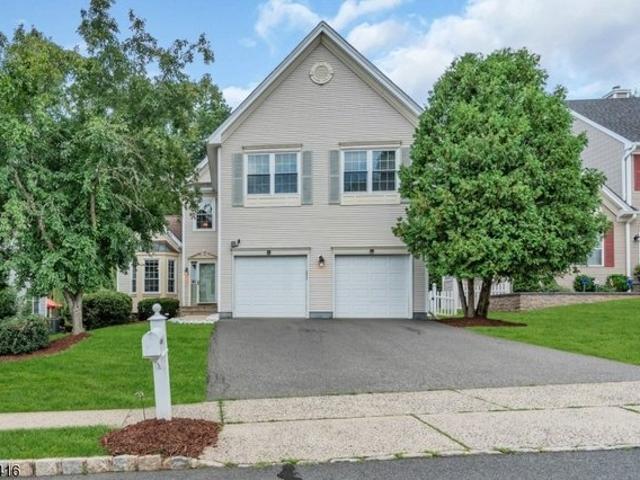 House for sale in Neshanic Station, New Jersey