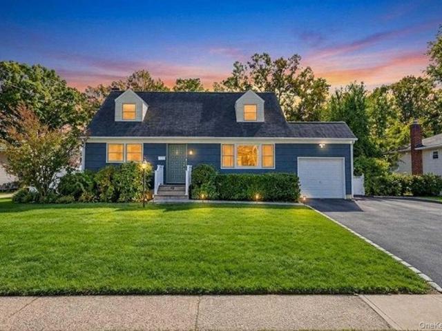House for sale in North Babylon, Town of Babylon