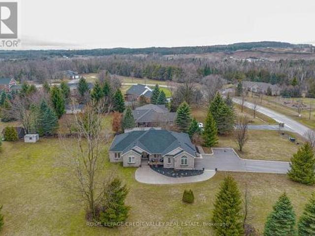 House for sale in Dufferin, Ontario