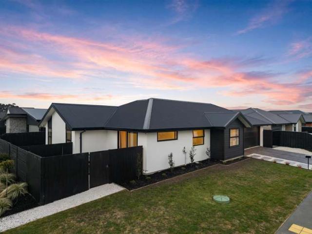 House for sale in Casebrook, Canterbury