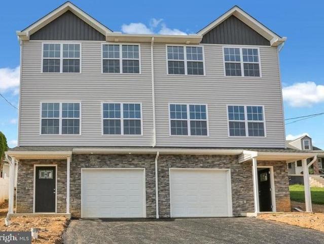 Townhouse for sale in Temple, Pennsylvania