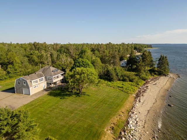 House for sale in Maine