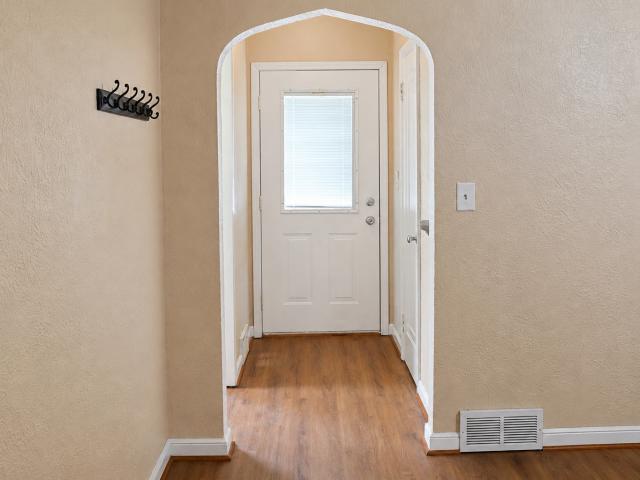 House for sale in West Side, Ramsey