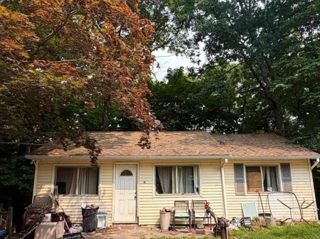 House for sale in Byram Cove, Hopatcong