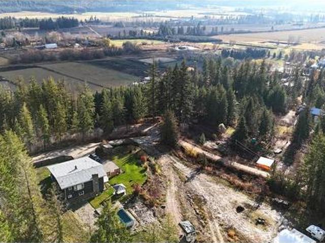 House for sale in Grindrod, British Columbia